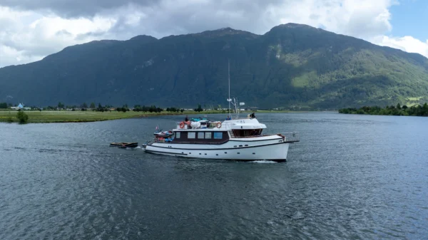 Epic Yacht Patagonia - Image 6